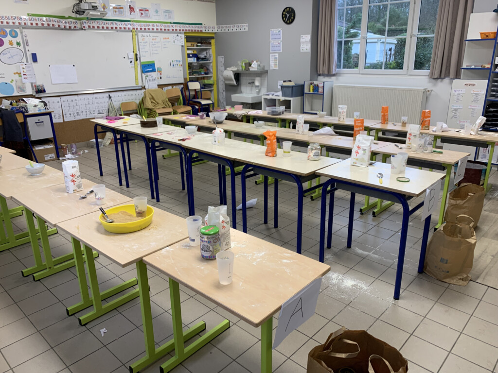 Préparation des bocaux à cookies